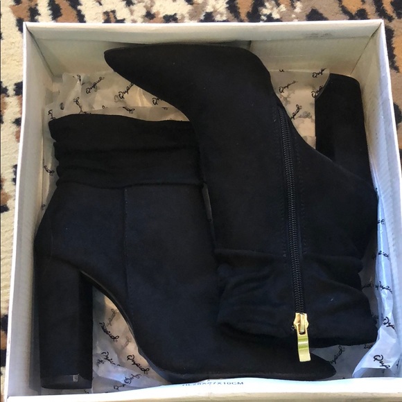 Black booties - Picture 2 of 4